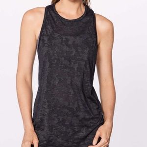 Lululemon Women’s Miles Ahead Tank Camo. Size 4.